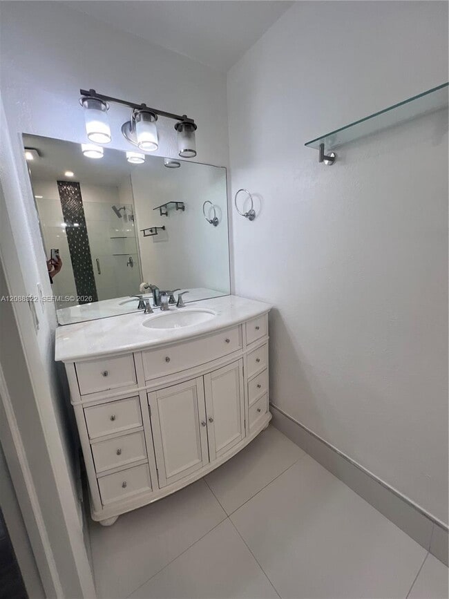 Building Photo - 1615 SW 137th Pl