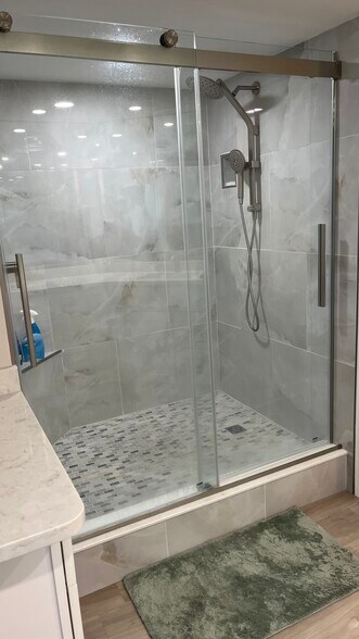 Master Shower - 9650 S Ocean Dr