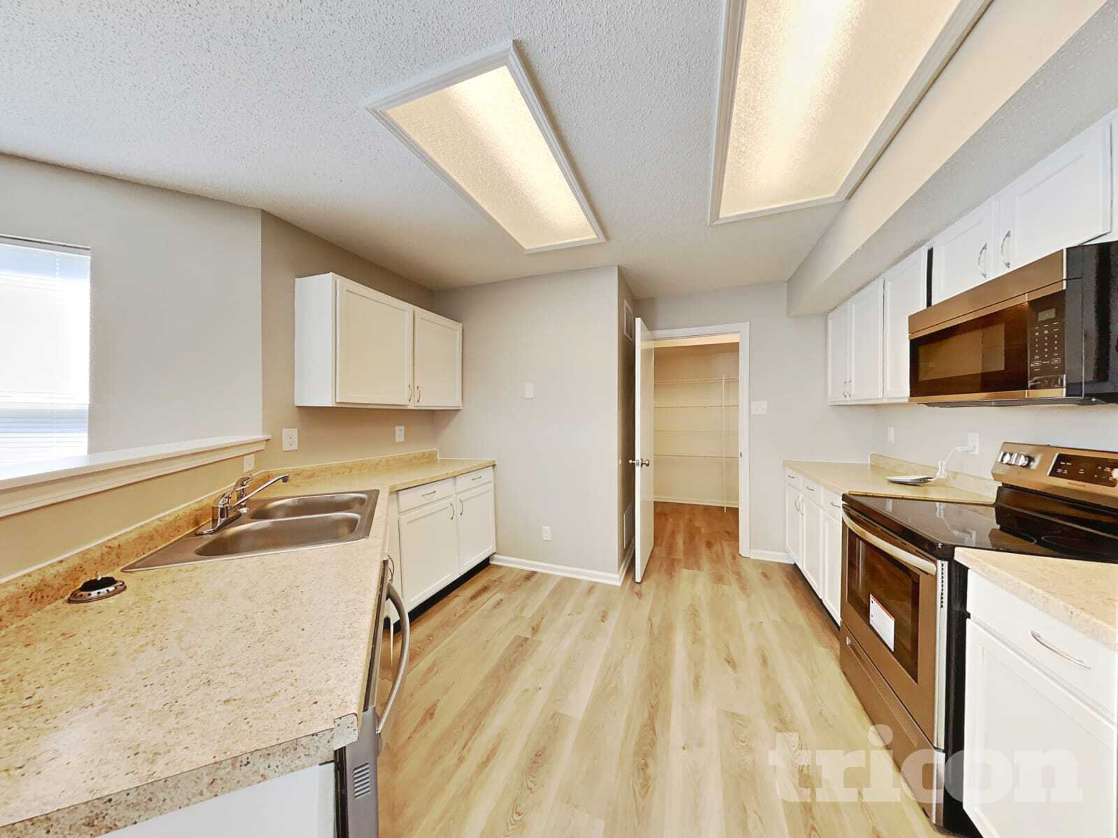 Building Photo - 7771 Mistflower Ln