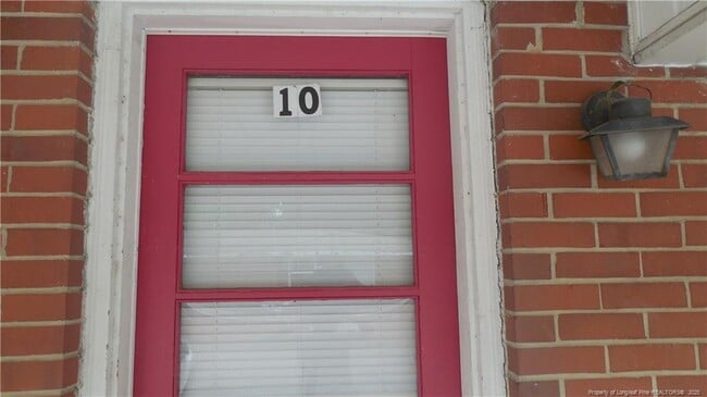 Primary Photo - 826 Ridge Rd