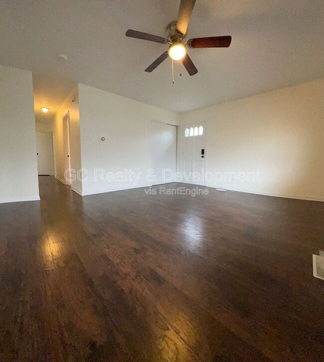 Building Photo - 565 Kingman Ln