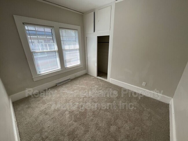 Building Photo - 508 Denny St