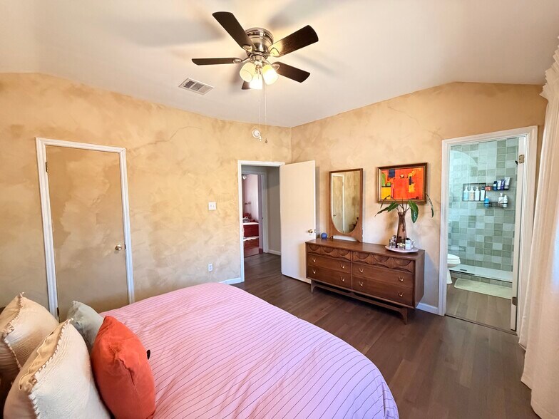 Building Photo - 11728 Maybach Dr