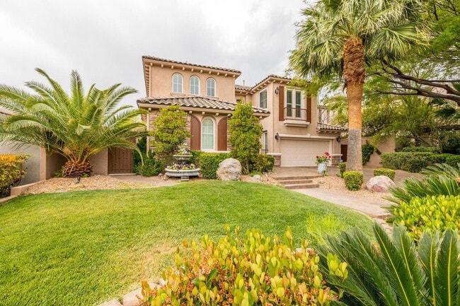 Building Photo - Live The Red Rock Country Club Lifestyle!!