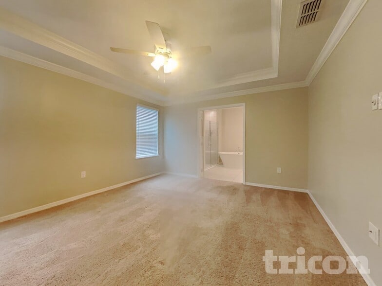 Building Photo - 223 Jackson Lp