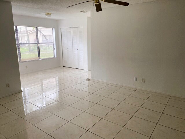 Building Photo - 2866 S University Dr