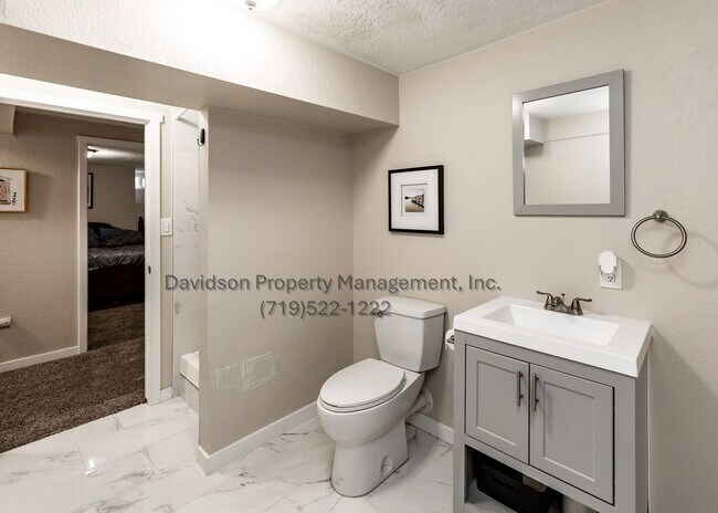 Building Photo - 1309 Florence Ave