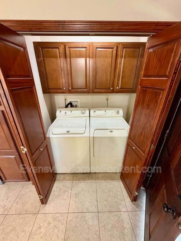 Building Photo - 1724 N Colony Dr