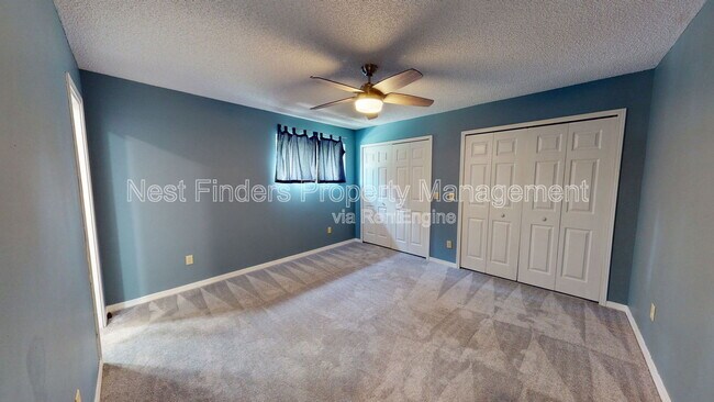 Building Photo - 11881 Honey Locust Dr