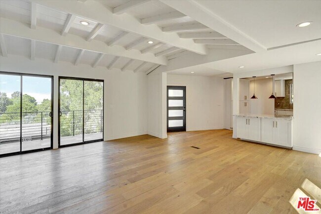 Building Photo - 7450 Palo Vista Dr