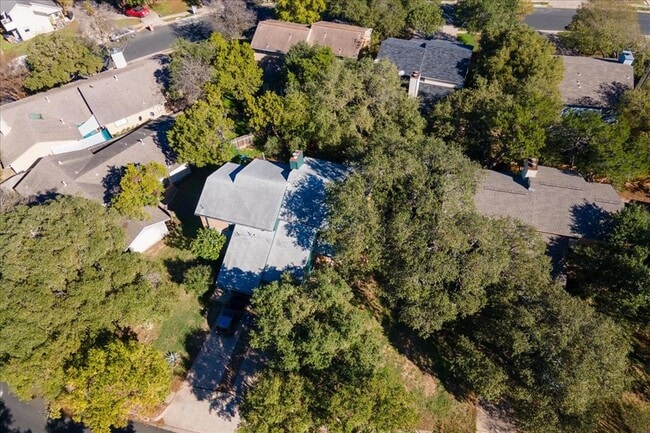 Building Photo - 1604 Cinnamon Path