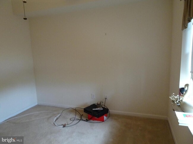 Building Photo - 101 Colonial Downs Ct