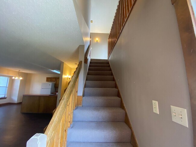 Building Photo - 143 PR 1509