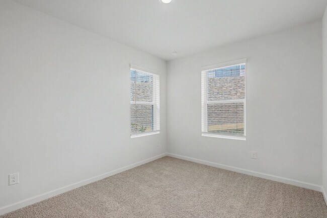 Building Photo - Brand new Hermitage townhome, end unit with garage, 3 bedroom 2.5 baths, community pool