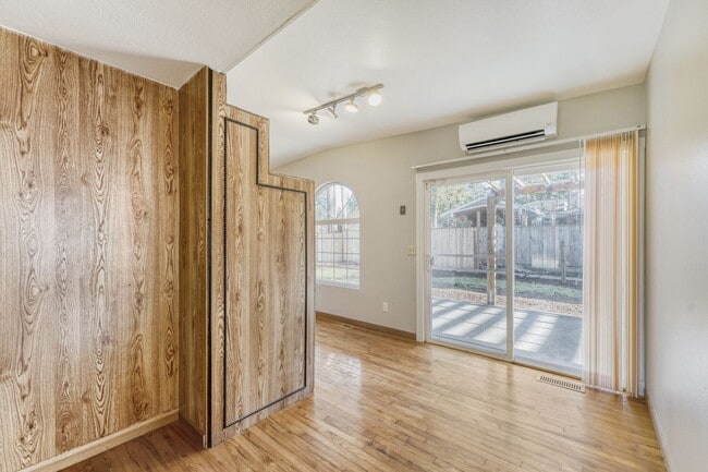 Building Photo - 644 164th Pl NE