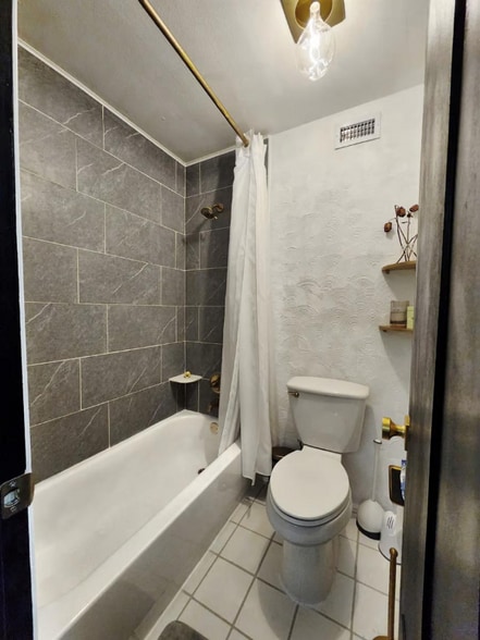 Building Photo - 1310 El Camino Real