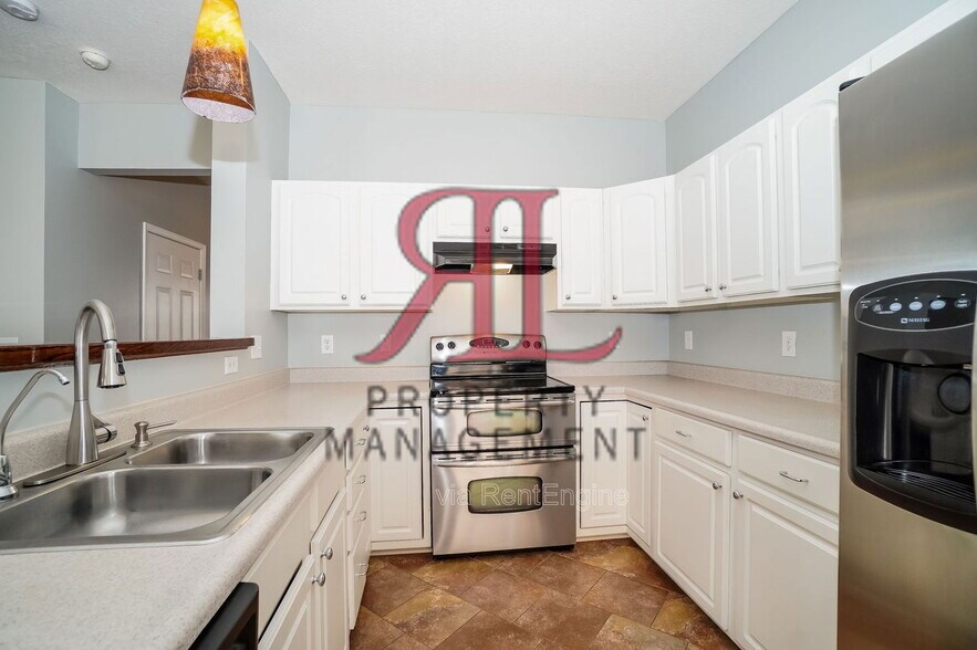 Building Photo - 435 Fuller's Cir