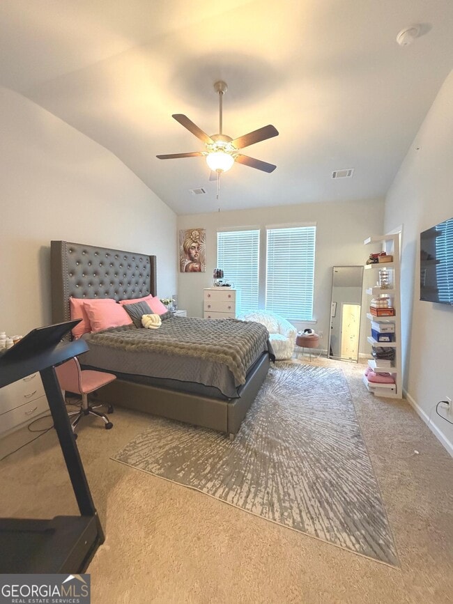 Building Photo - 205 Wallace St