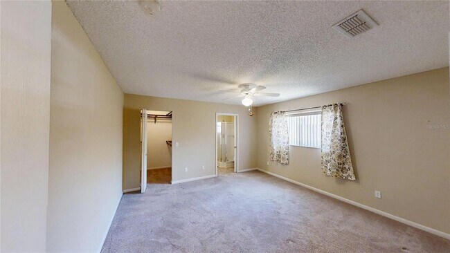 Building Photo - 9771 SW 97th Ln