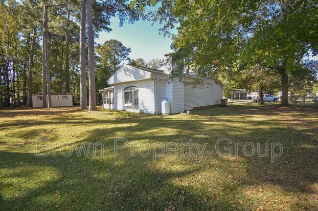 Building Photo - 1 Lee Ct