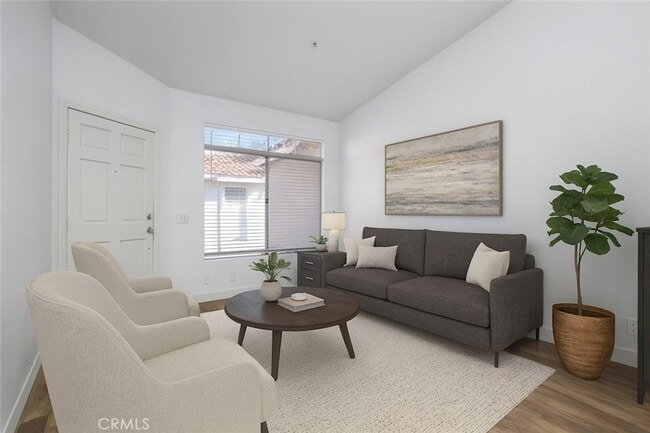 Building Photo - 65 Whippoorwill Ln