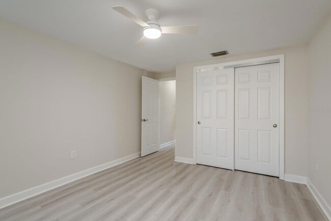 Building Photo - 4229 Stratford Dr