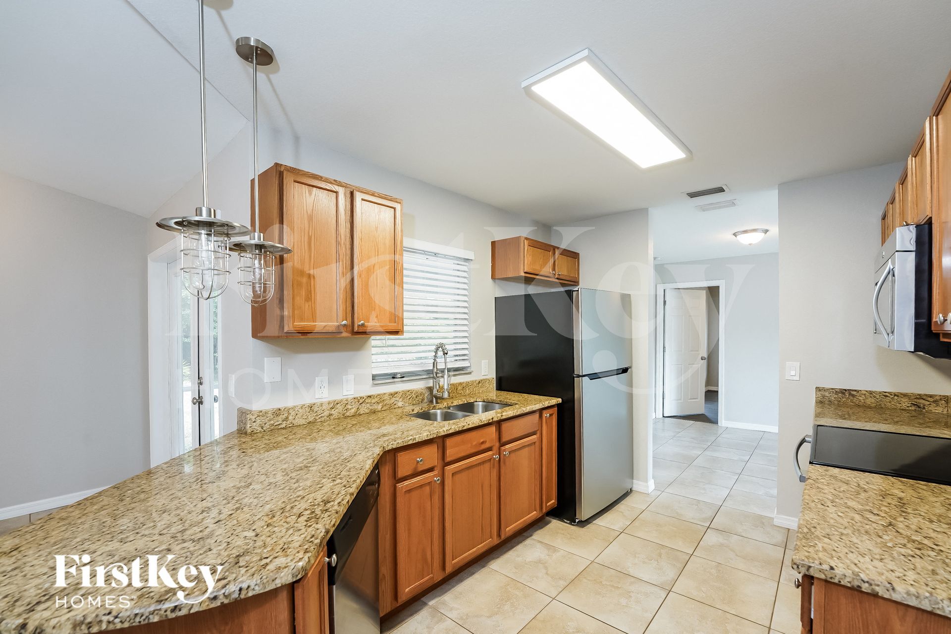 Building Photo - 4637 Antioch St