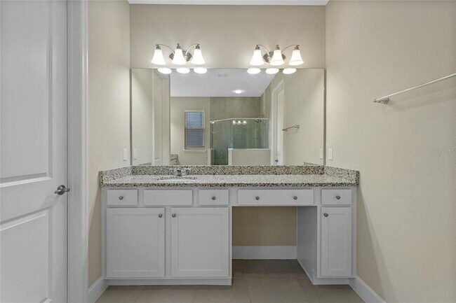 Building Photo - 452 Wedgeworth Ln