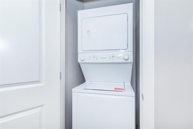 Building Photo - 7917 NW 135th Terrace