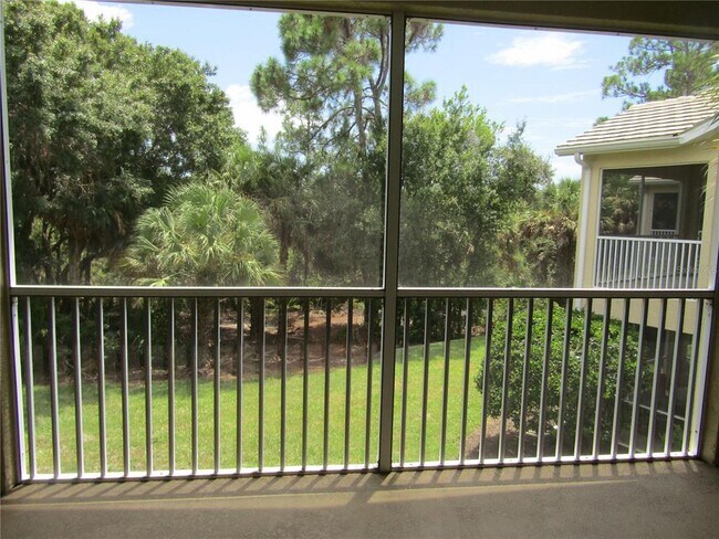 Building Photo - 1669 Monarch Dr