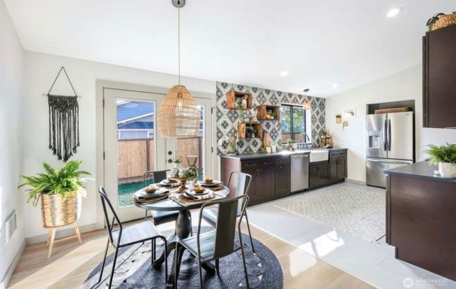 Building Photo - 2411 Cedar Rd