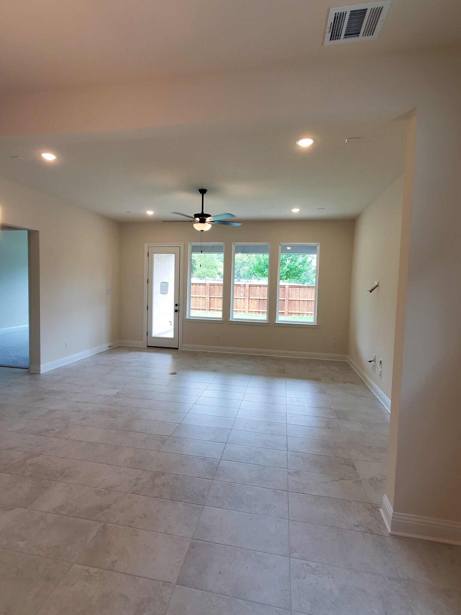 Building Photo - 4512 Hammerstein Blvd