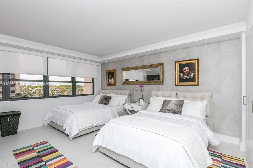 Building Photo - 3 Grove Isle Dr