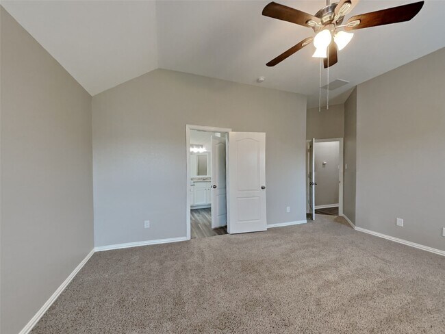 Building Photo - 3007 Lockeridge Village Dr