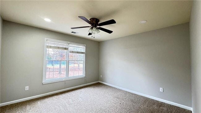 Building Photo - 7195 Devonhall Way