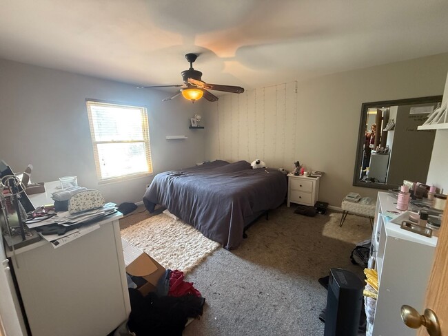 Building Photo - Well-Maintained 3-Bedroom on Quiet Cul-de-...