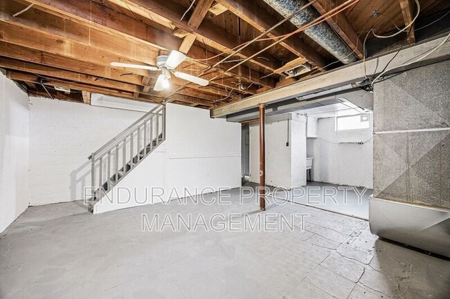 Building Photo - 4765 Hardwick Dr