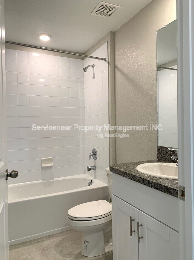 Building Photo - 13611 Wild Ginger St