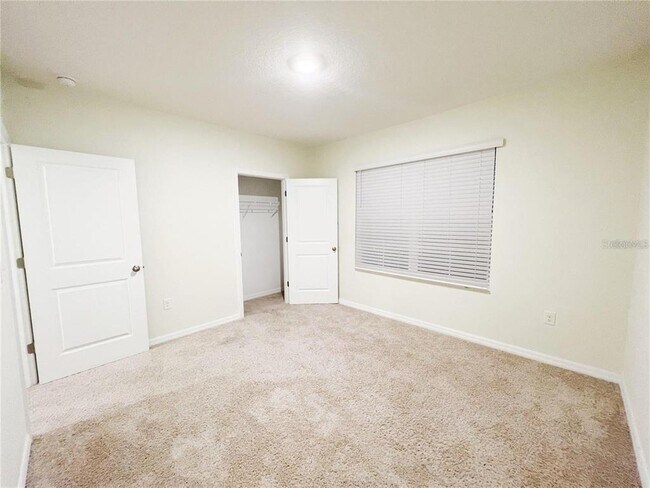 Building Photo - 16336 Little Garden Dr