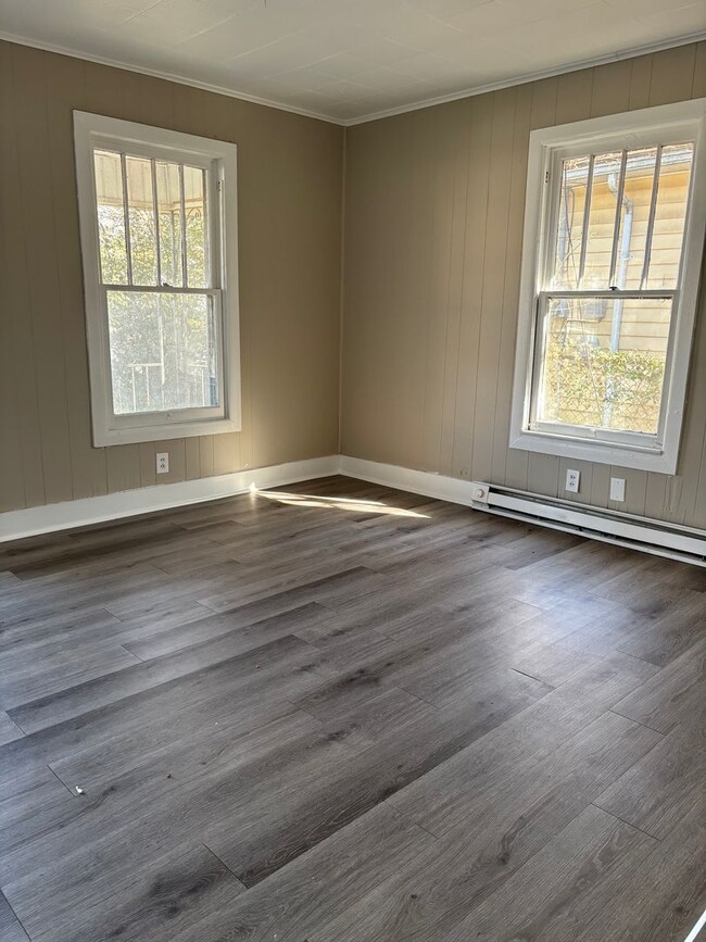 Building Photo - Three Bedroom Home in Chattanooga TN