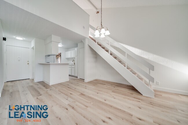 Building Photo - 6827 Whitsett Ave
