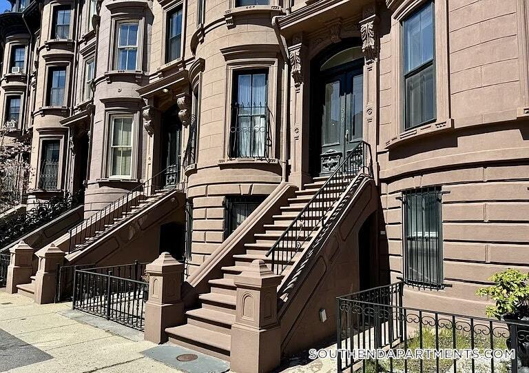 Building Photo - 519 Columbus Ave