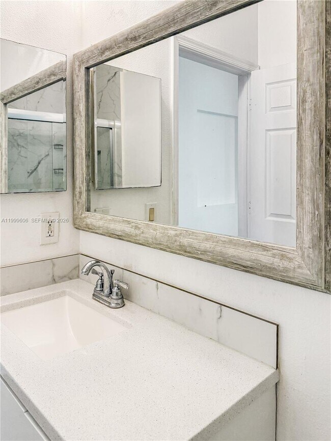 Building Photo - 2579 SW 85th Ave