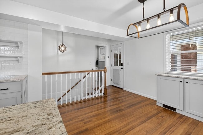 Building Photo - Stunning 4 bed + office, 4 bath rental home in Damascus!