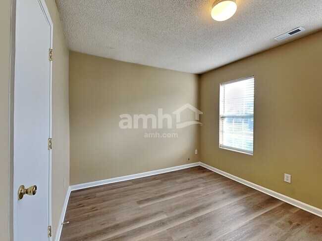 Building Photo - 4318 Crowfield Dr