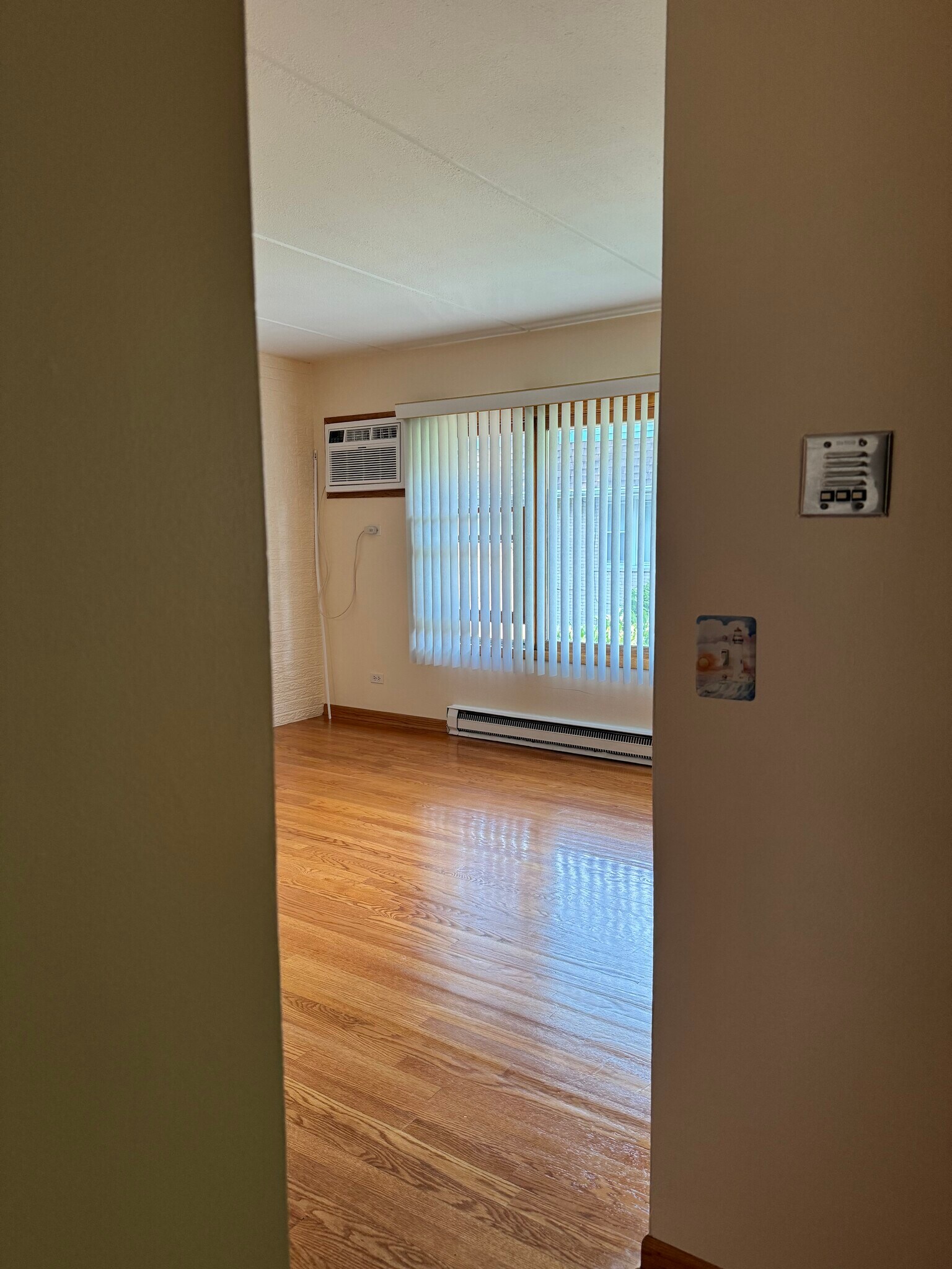 Building Photo - 9907 W 58th St