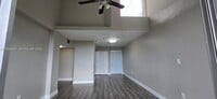Building Photo - 8870 Fontainebleau Blvd