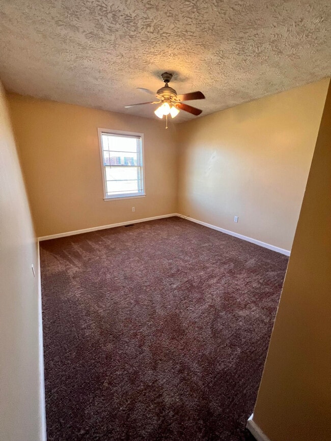 Building Photo - 3327 Wood Valley Ct