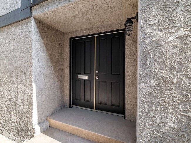 Building Photo - 1141 Stanford Ave