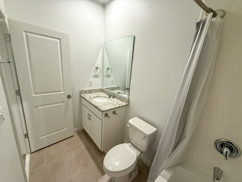 Building Photo - 9066 Beach Tea Wy